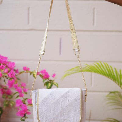 Baggito White & Golden Speckled Sling Bag