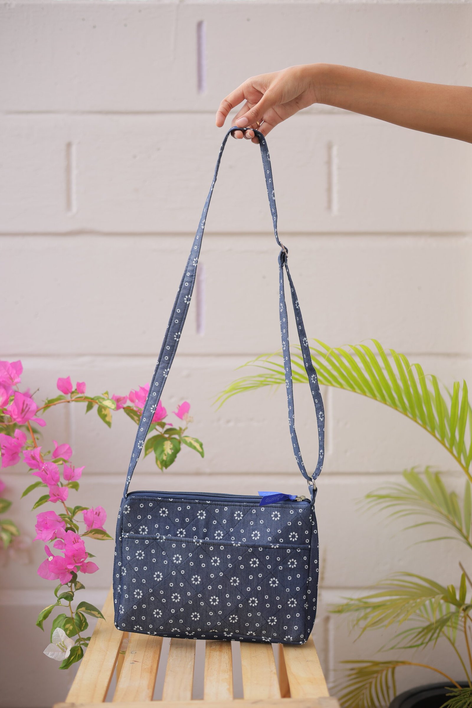 Baggito Ooty Floral Sling Bag - Image 2