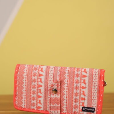 Baggito Red Nordic Knit Wallet