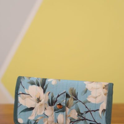 Baggito Mussoorie Floral Wallet with Teal Trim