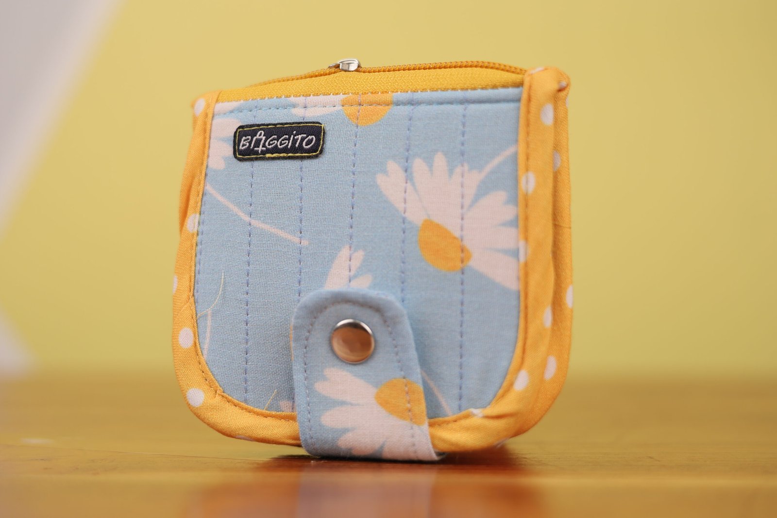 Baggito Blue Daisy Floral Print Mini Wallet with Yellow Polka Dot Trim
